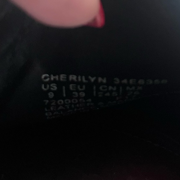 G.H. Bass & Co. Black Leather Ankle Booties with Faux Fur Women’s size 9 - Picture 3 of 13